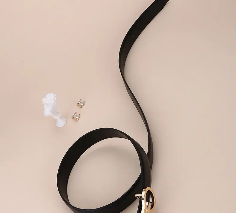 Black Leather Belt with Gold G Logo Buckle 3.0cm — feature 28