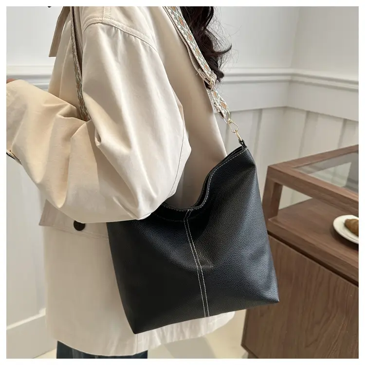 Women's Litchi Pattern Shoulder Bags Brown Black Brown — feature 10