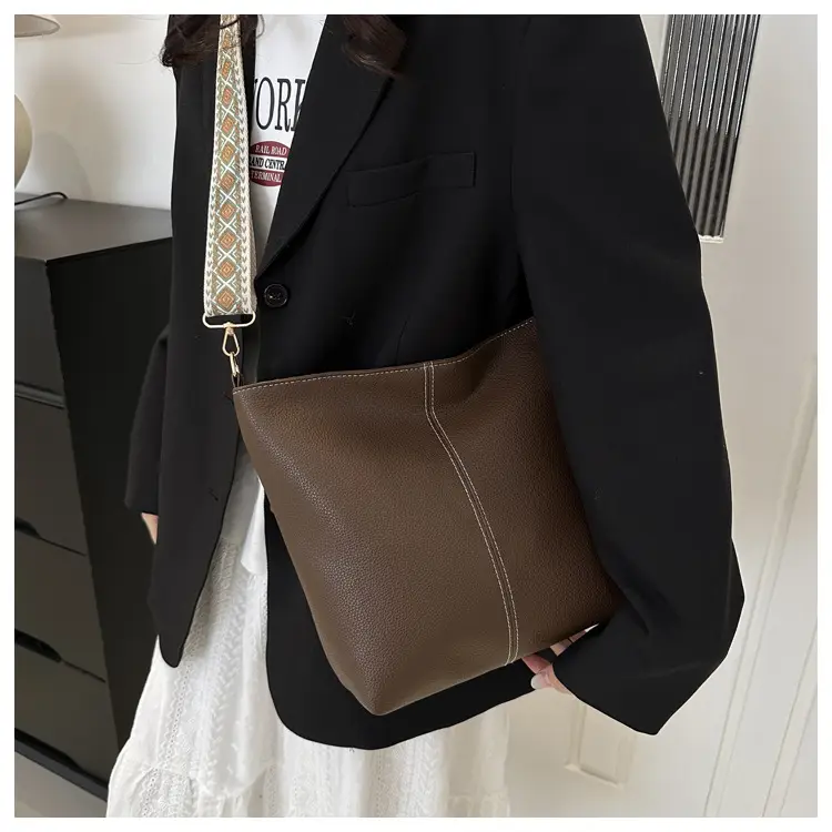 Women's Litchi Pattern Shoulder Bags Brown Black Brown — feature 22