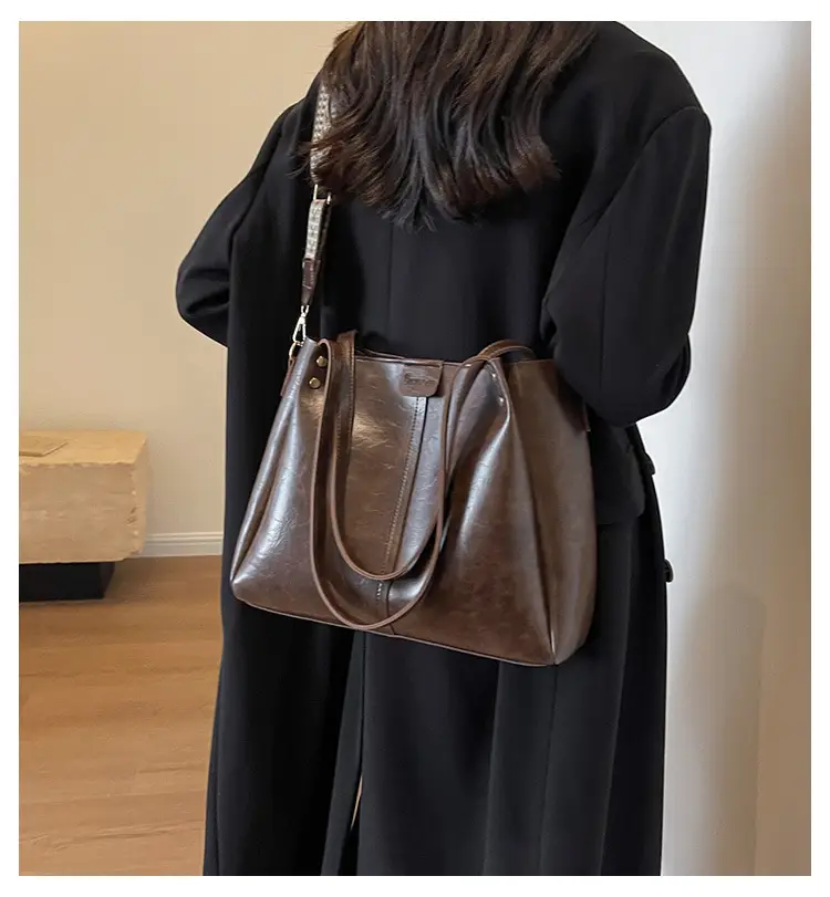 Brown Leather Shoulder Messenger Bag for Women — feature 1