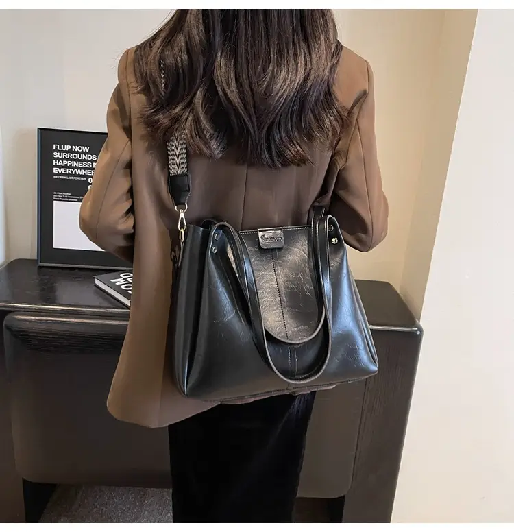 Brown Leather Shoulder Messenger Bag for Women — feature 14