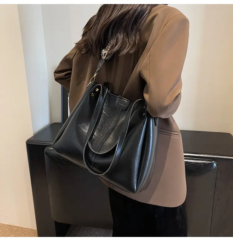 Brown Leather Shoulder Messenger Bag for Women — feature 15