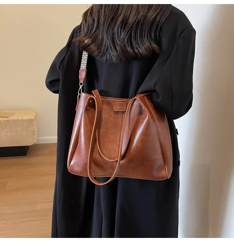 Brown Leather Shoulder Messenger Bag for Women — feature 16