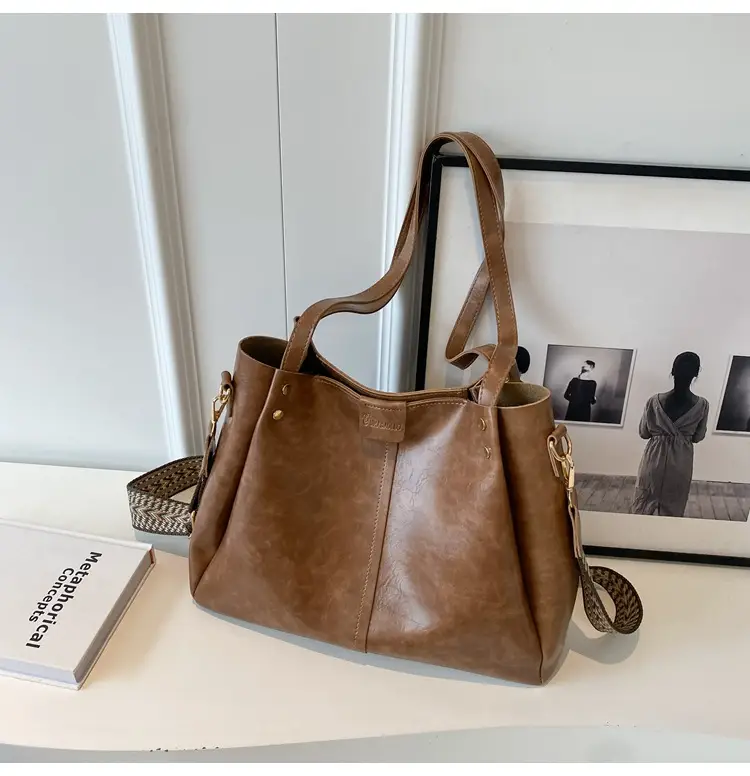 Brown Leather Shoulder Messenger Bag for Women — feature 22