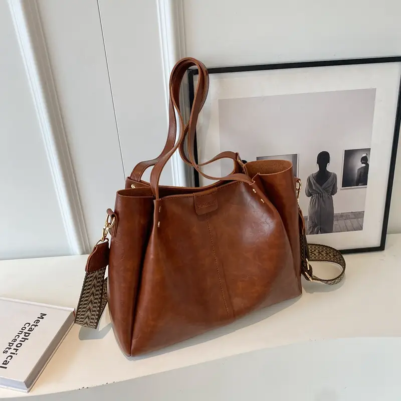 Brown Leather Shoulder Messenger Bag for Women - Image 3