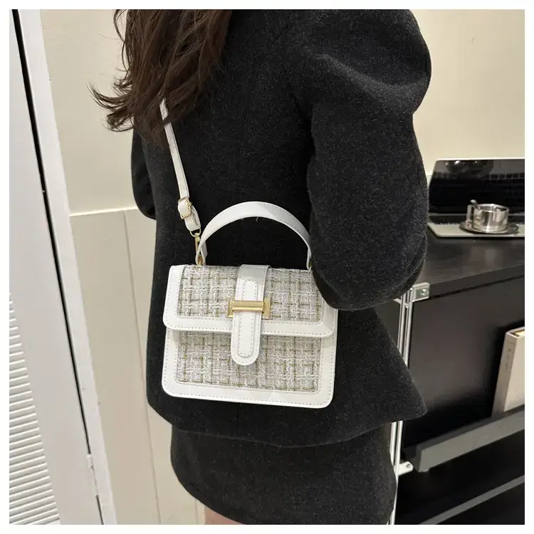 Women Houndstooth Shoulder Bag White 2024 — feature 15