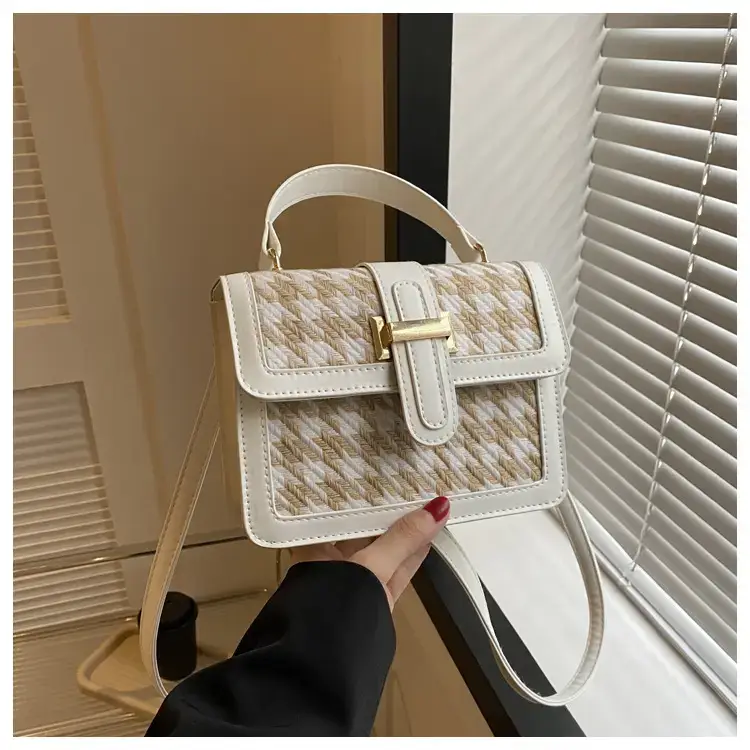 Women Houndstooth Shoulder Bag White 2024 — feature 27
