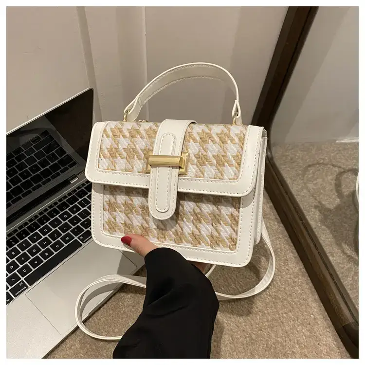 Women Houndstooth Shoulder Bag White 2024 — feature 31