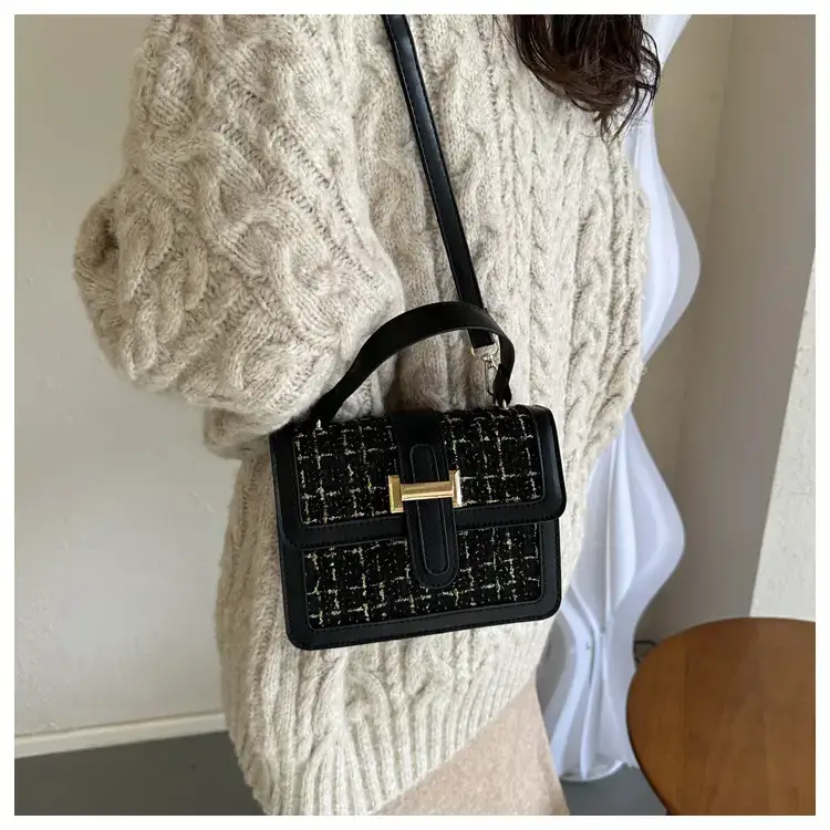 Women Houndstooth Shoulder Bag White 2024 — feature 9