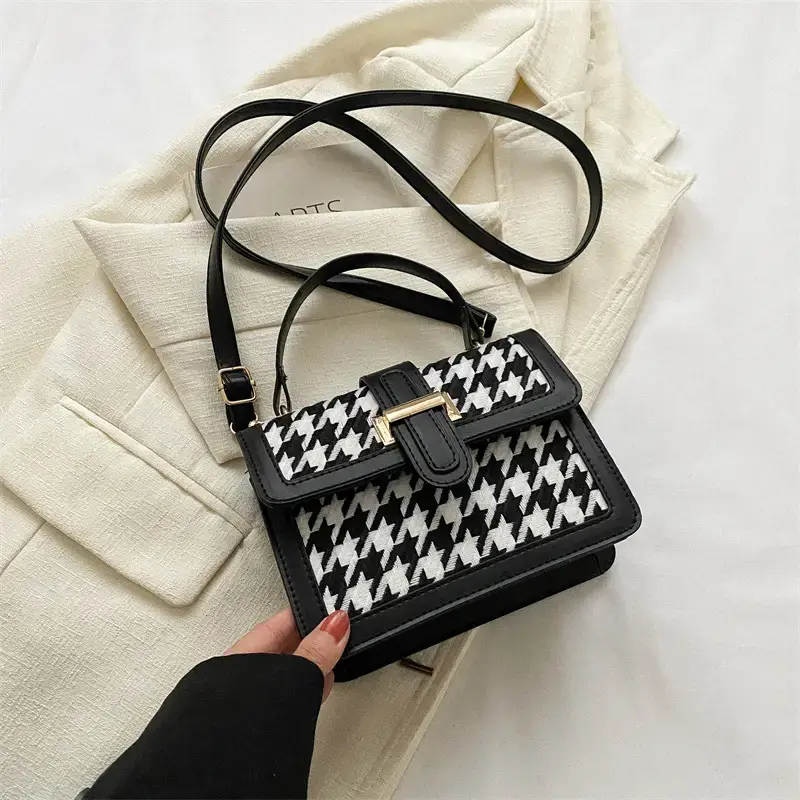 Women Houndstooth Shoulder Bag White 2024 - Image 4