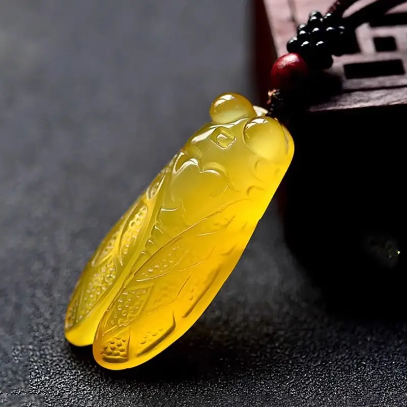 Ice Chalcedony Jade Cicada Pendant for Men Women Green Red White — feature 10