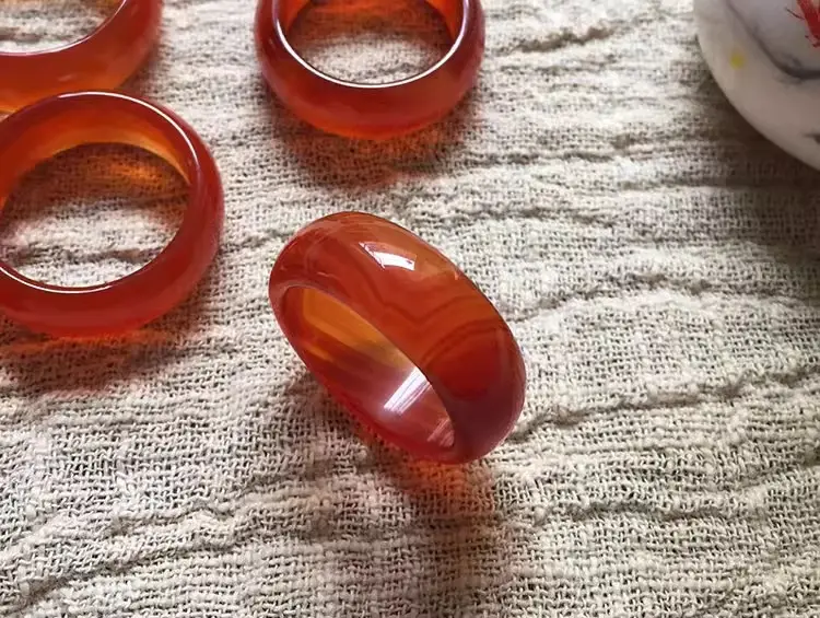 Agate Finger Ring Men Women Chalcedony Jade Simple Temperament — feature 4