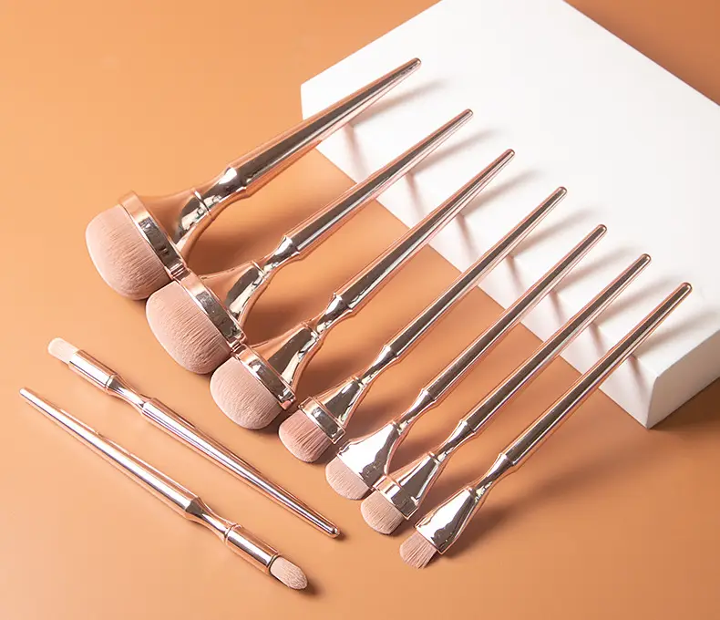 Blush Brush Gold Electroplated Makeup Tool β feature 17