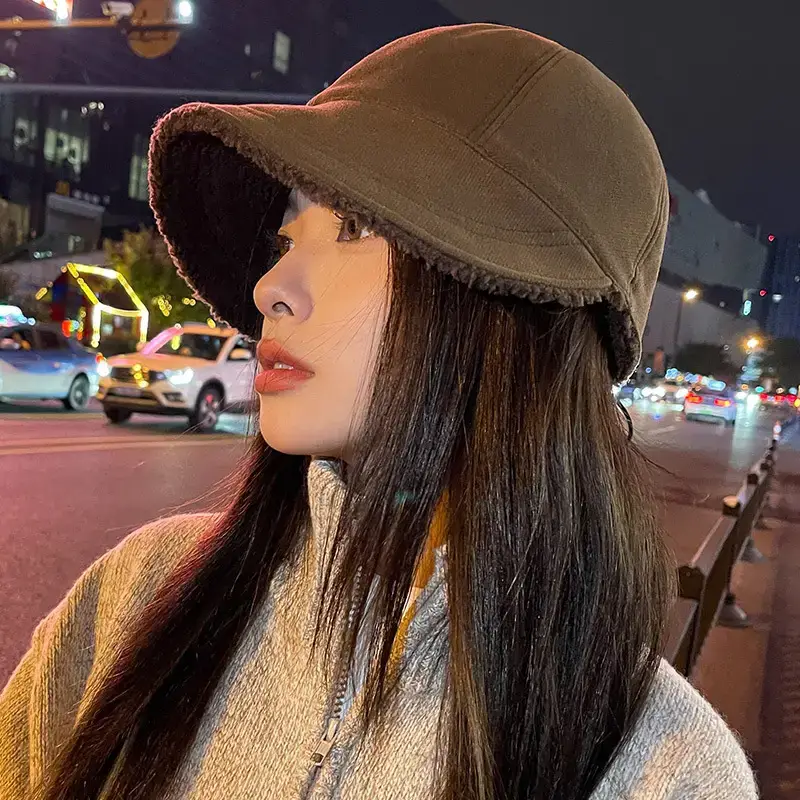Women's Black Fleece Lined Baseball Cap for Winter Use - Image 7