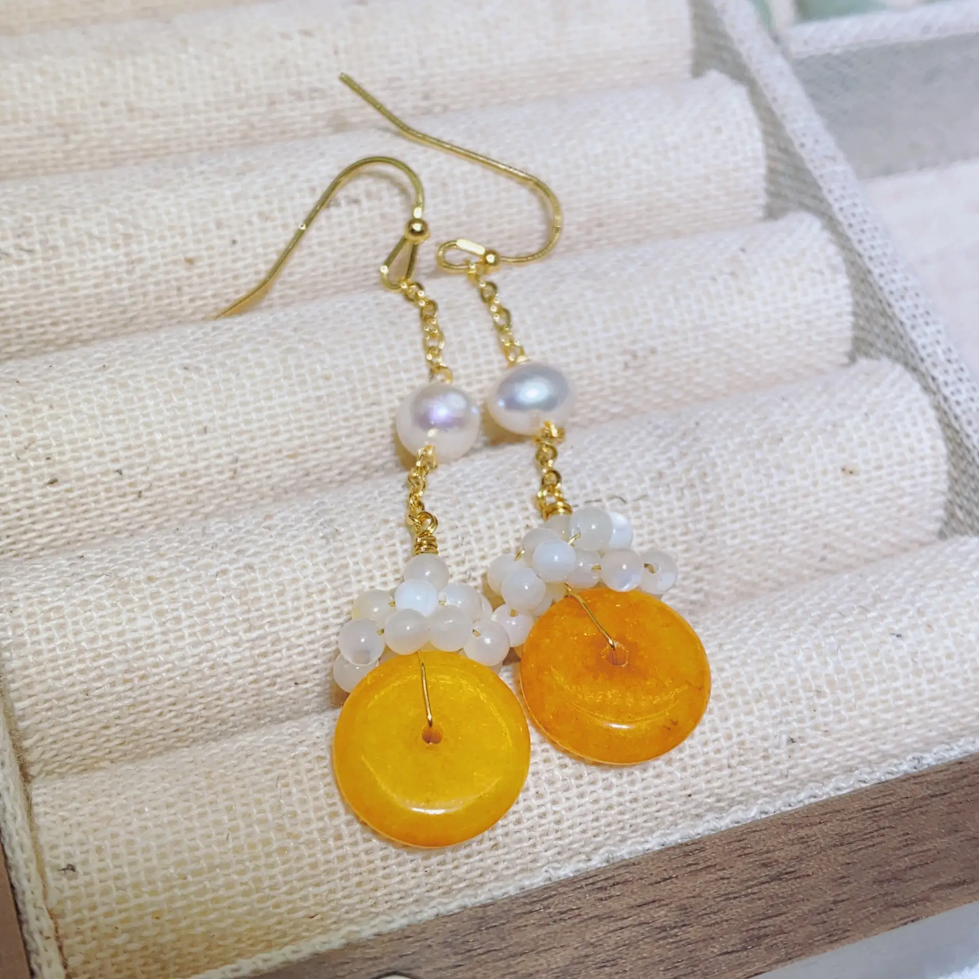 Fairy Palace Style Gold Jade Earrings Set — feature 2