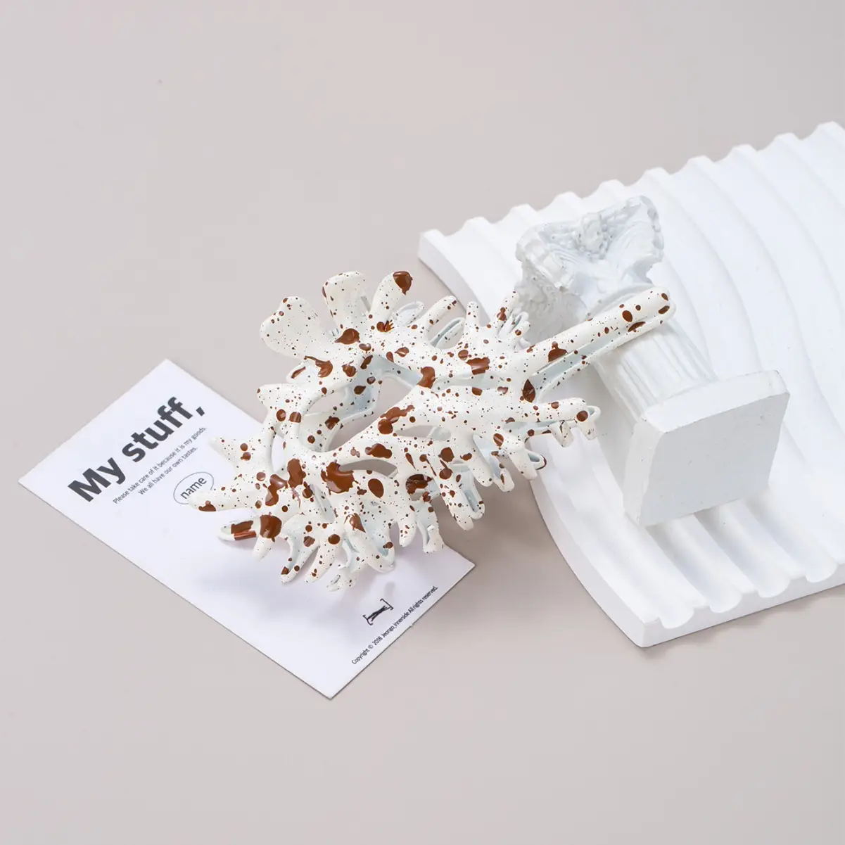 Multi-Color Shark Clip Hairpin with High-End Design - Image 8