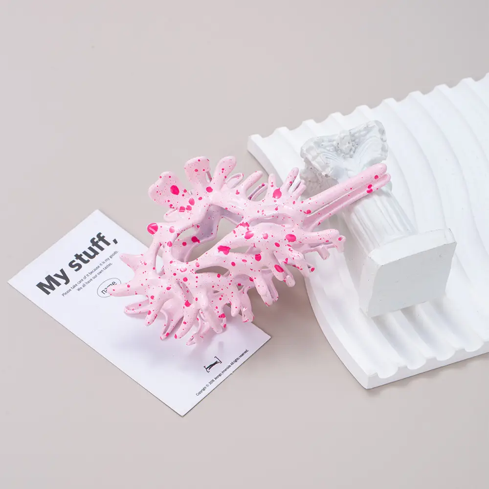 Multi-Color Shark Clip Hairpin with High-End Design — feature 12