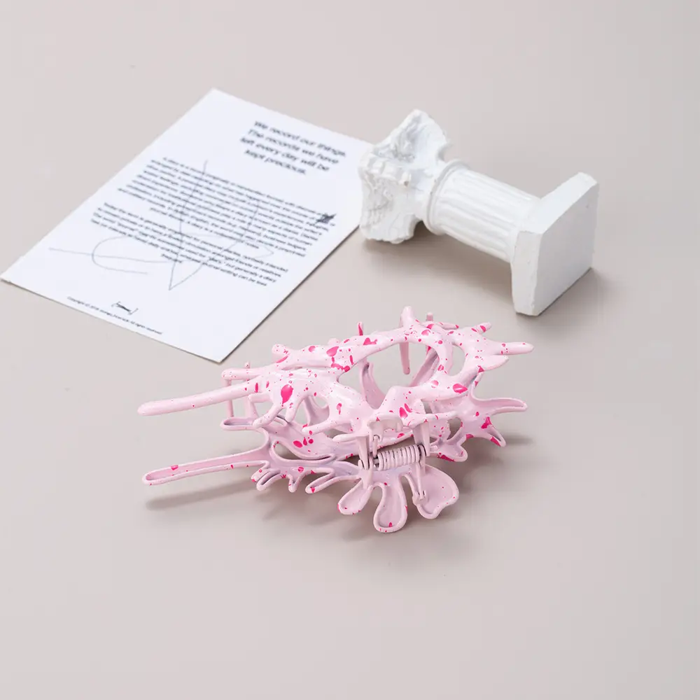 Multi-Color Shark Clip Hairpin with High-End Design — feature 19