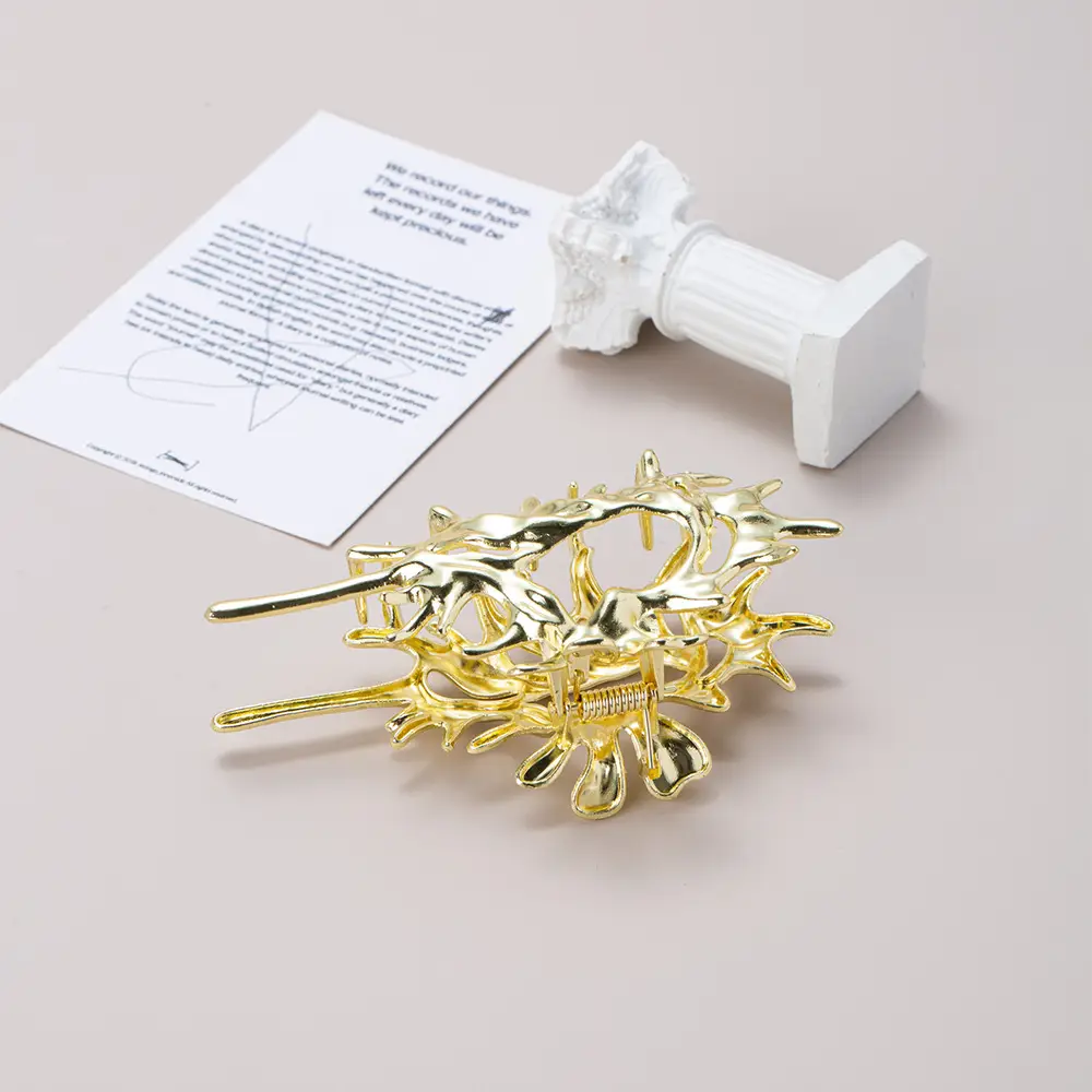 Multi-Color Shark Clip Hairpin with High-End Design — feature 20
