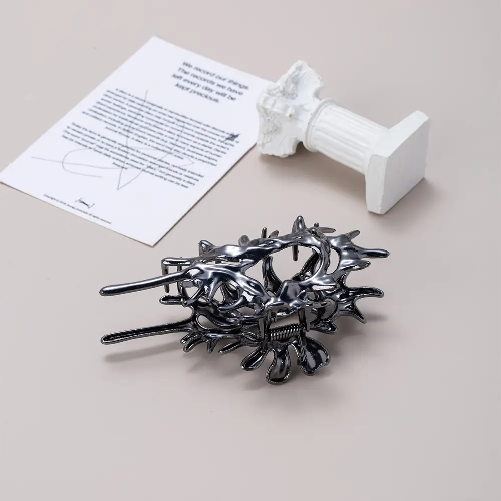 Multi-Color Shark Clip Hairpin with High-End Design — feature 22
