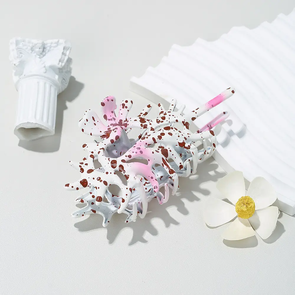 Multi-Color Shark Clip Hairpin with High-End Design — feature 32