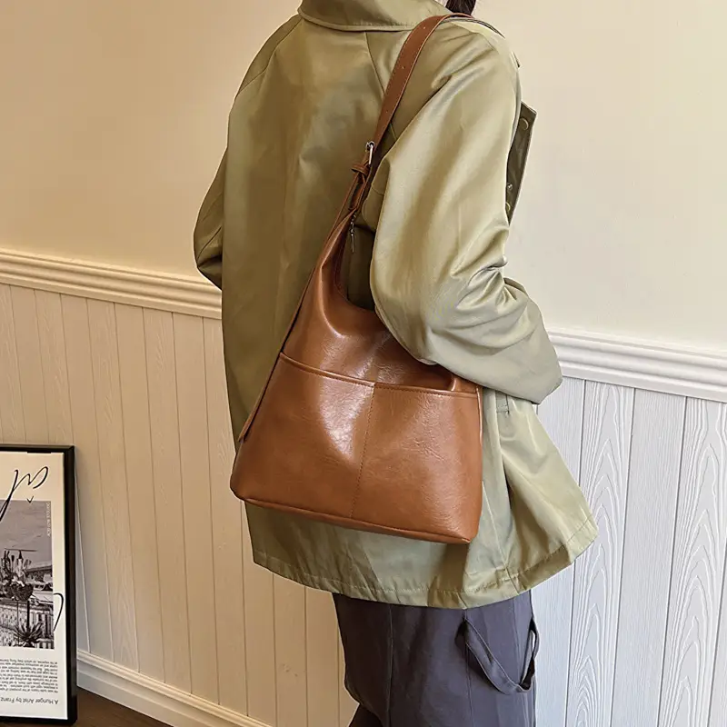 Vintage Women's Black Leather Shoulder Bag 2024 - Image 6