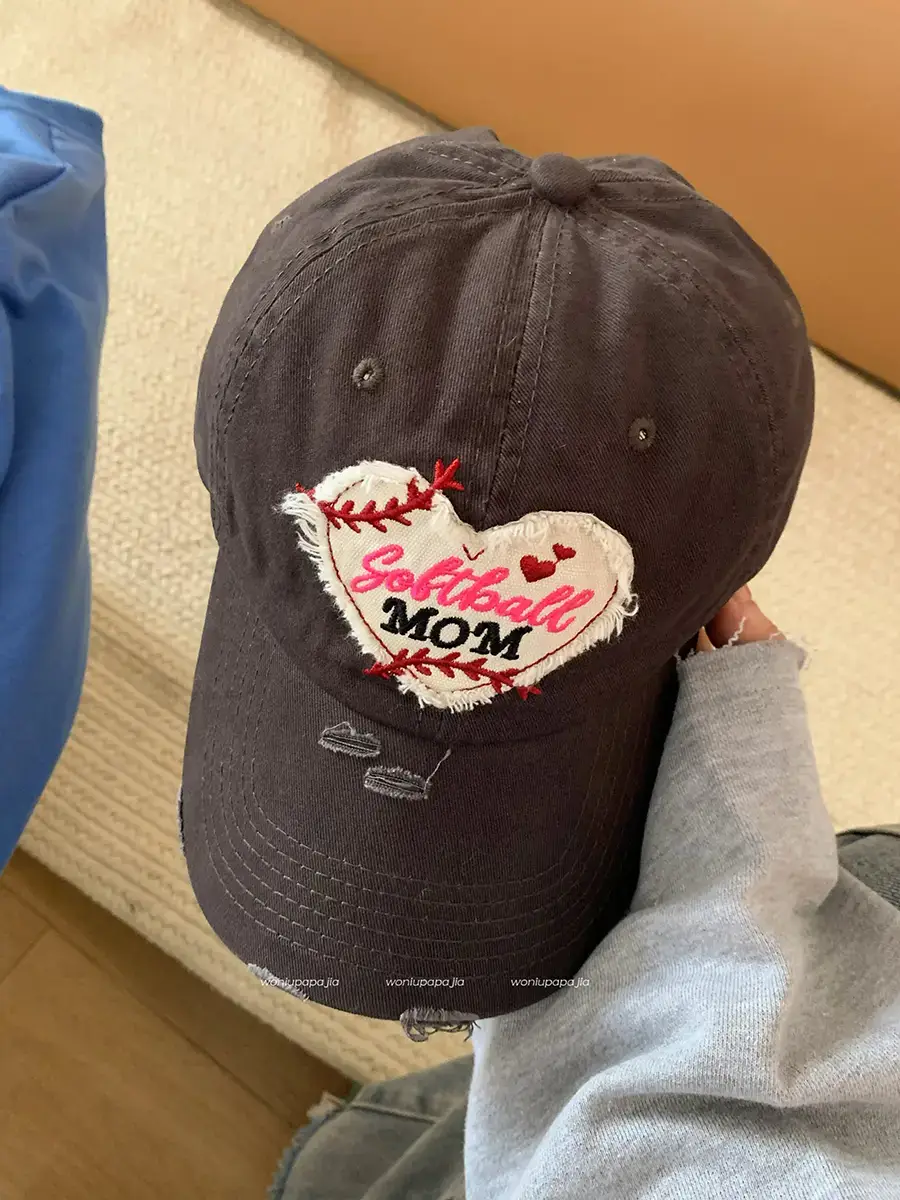 Women Korean Letter Heart Cap Spring Summer Baseball Cap - Image 4
