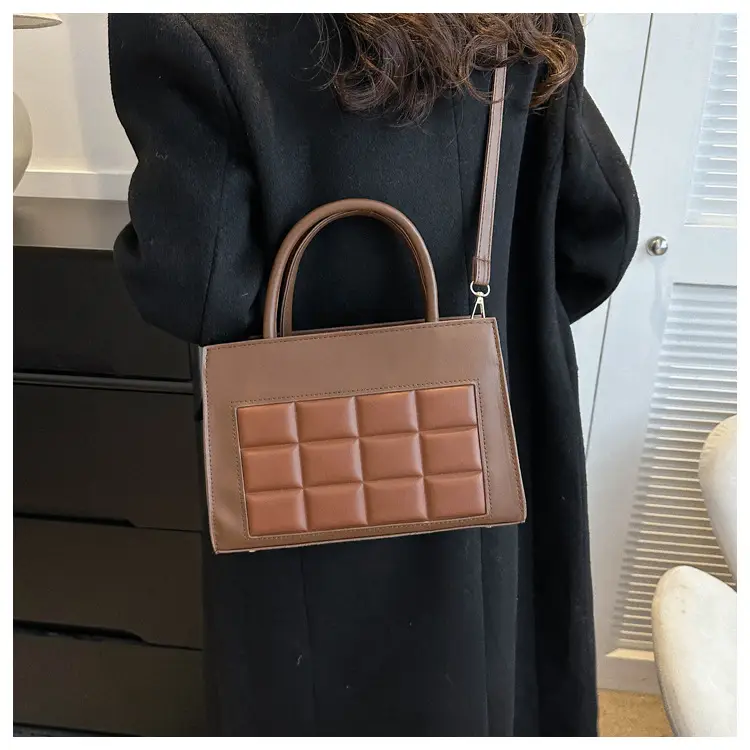 Women Plaid Bag Retro Contrast Shoulder Messenger 2024 — feature 29