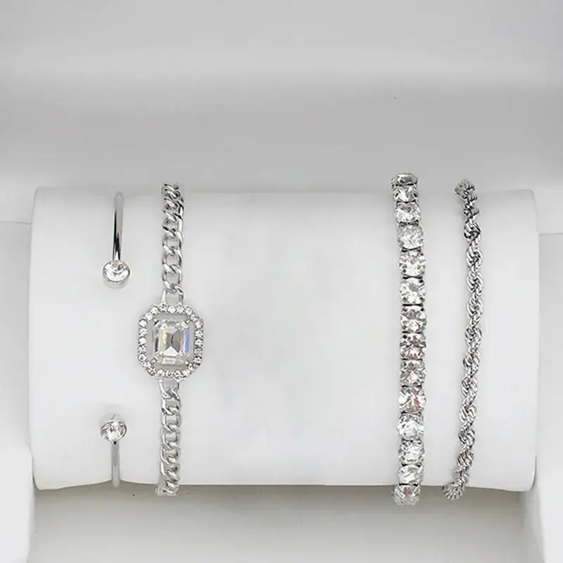 4pcs Light Luxury Women's Bracelet Watch Set - Image 20