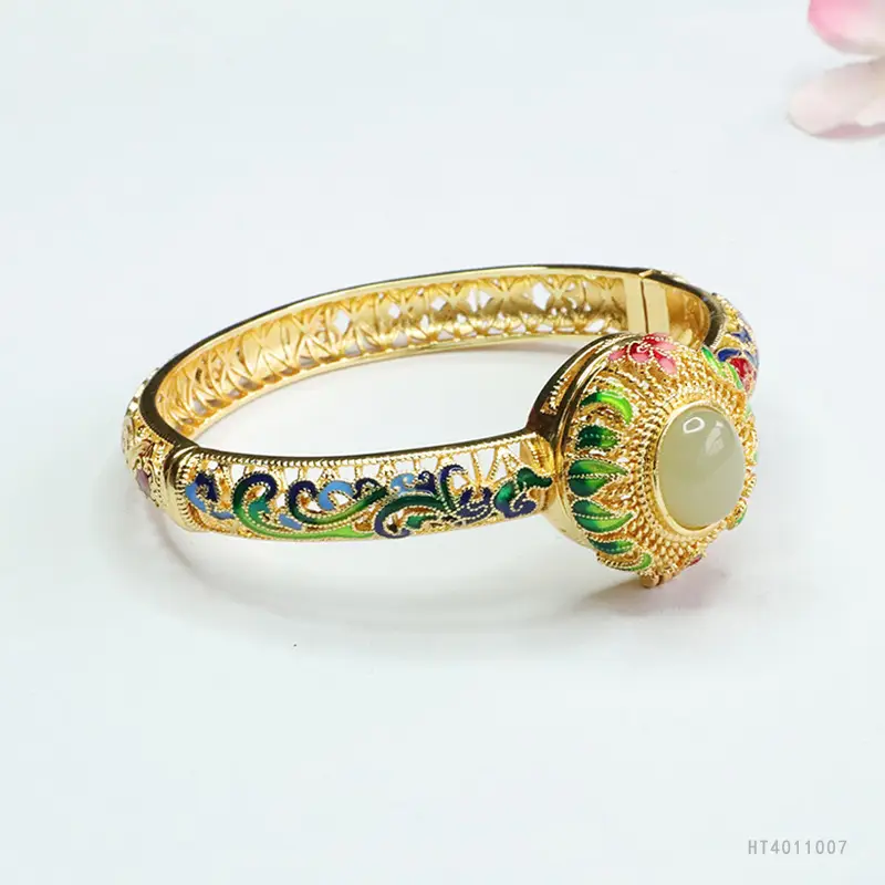 Guan Yu Hetian Jade Clear Water Bracelet Gold - Image 4