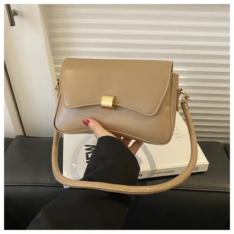 Black Leather Crossbody Bag for Women 2023 New Arrival — feature 11