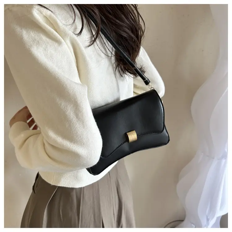Black Leather Crossbody Bag for Women 2023 New Arrival — feature 17