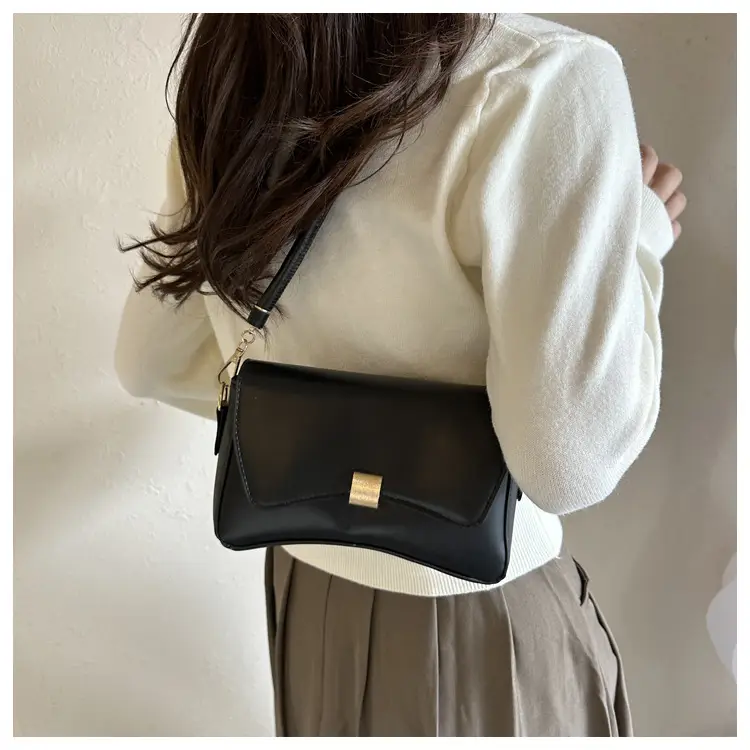 Black Leather Crossbody Bag for Women 2023 New Arrival — feature 18
