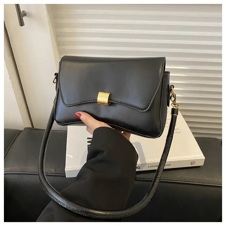 Black Leather Crossbody Bag for Women 2023 New Arrival — feature 9