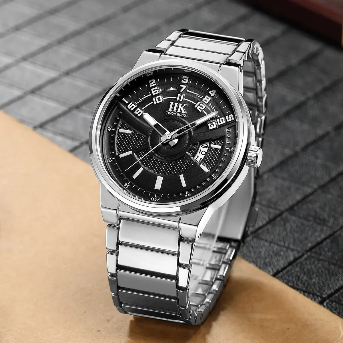 Men's Luminous Quartz Calendar Watch with Stainless Steel Band - Image 7