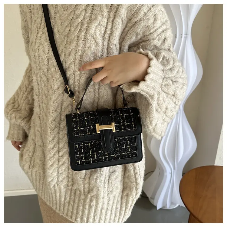 Houndstooth Black Textured Shoulder Bag Women 2024 — feature 18