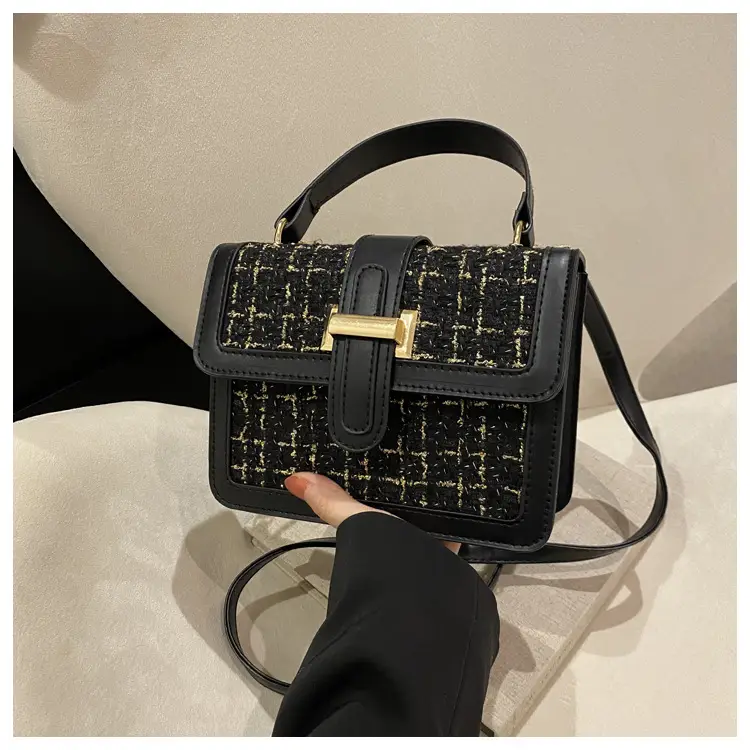 Houndstooth Black Textured Shoulder Bag Women 2024 — feature 9