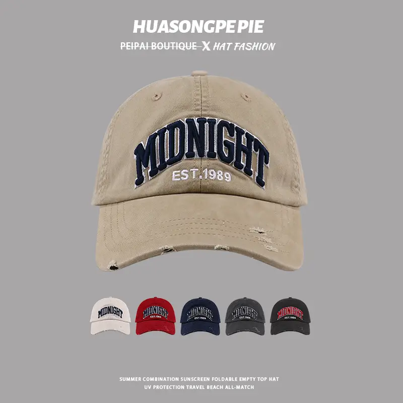 Mooning Print Cotton Cap Black — feature 2