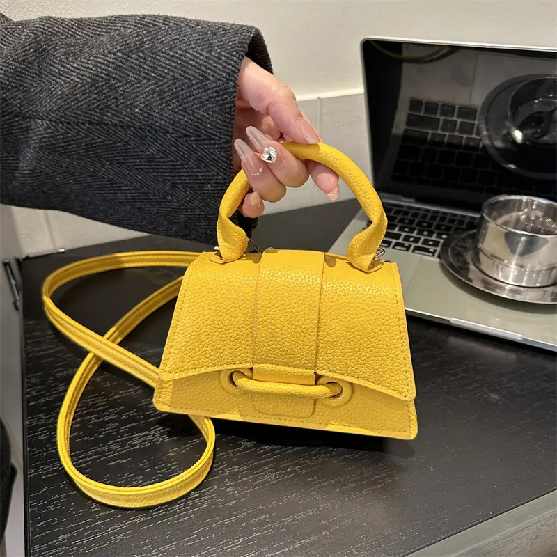 Yellow Leather Shoulder Bag for Women 2024 - Image 7