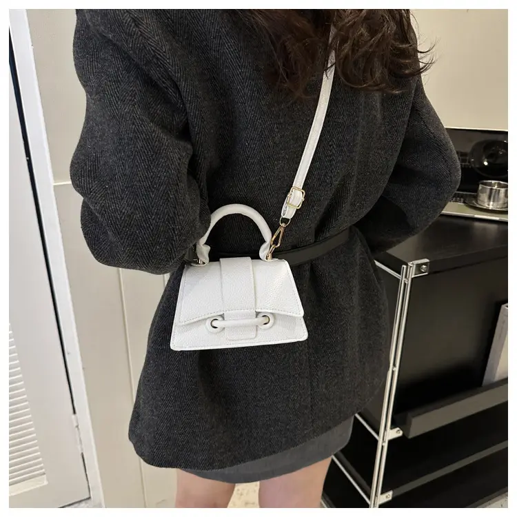 Yellow Leather Shoulder Bag for Women 2024 — feature 12