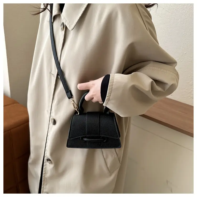 Yellow Leather Shoulder Bag for Women 2024 — feature 21