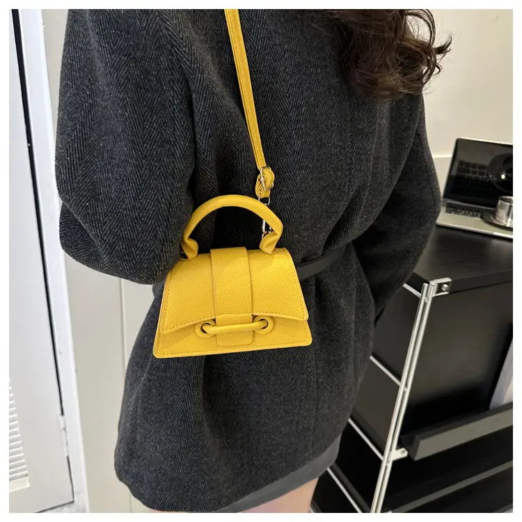 Yellow Leather Shoulder Bag for Women 2024 — feature 9