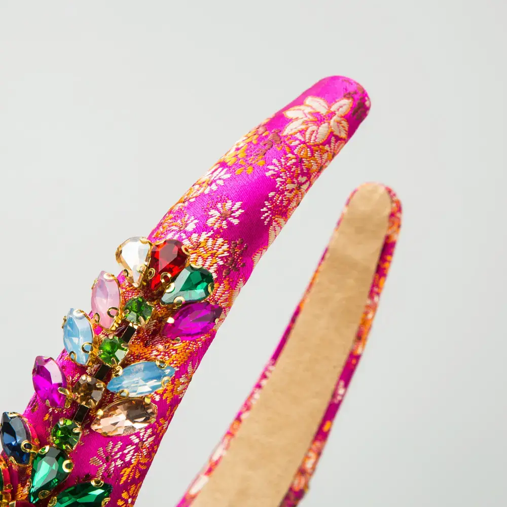 Full Diamond Sponge Headband with Elegant Embroidery - Image 8