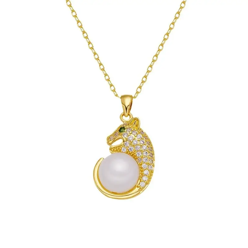 Leopard Head Zircon Pearl Necklace for Women - Image 5