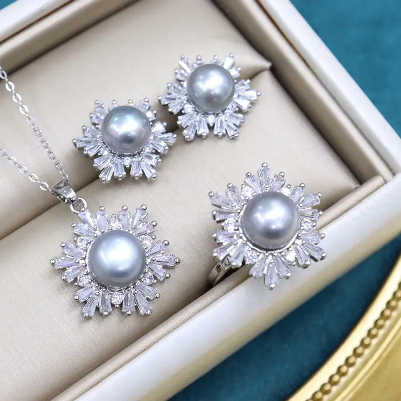 Three-Piece Pearl Jewelry Set for Women Silver - Image 4