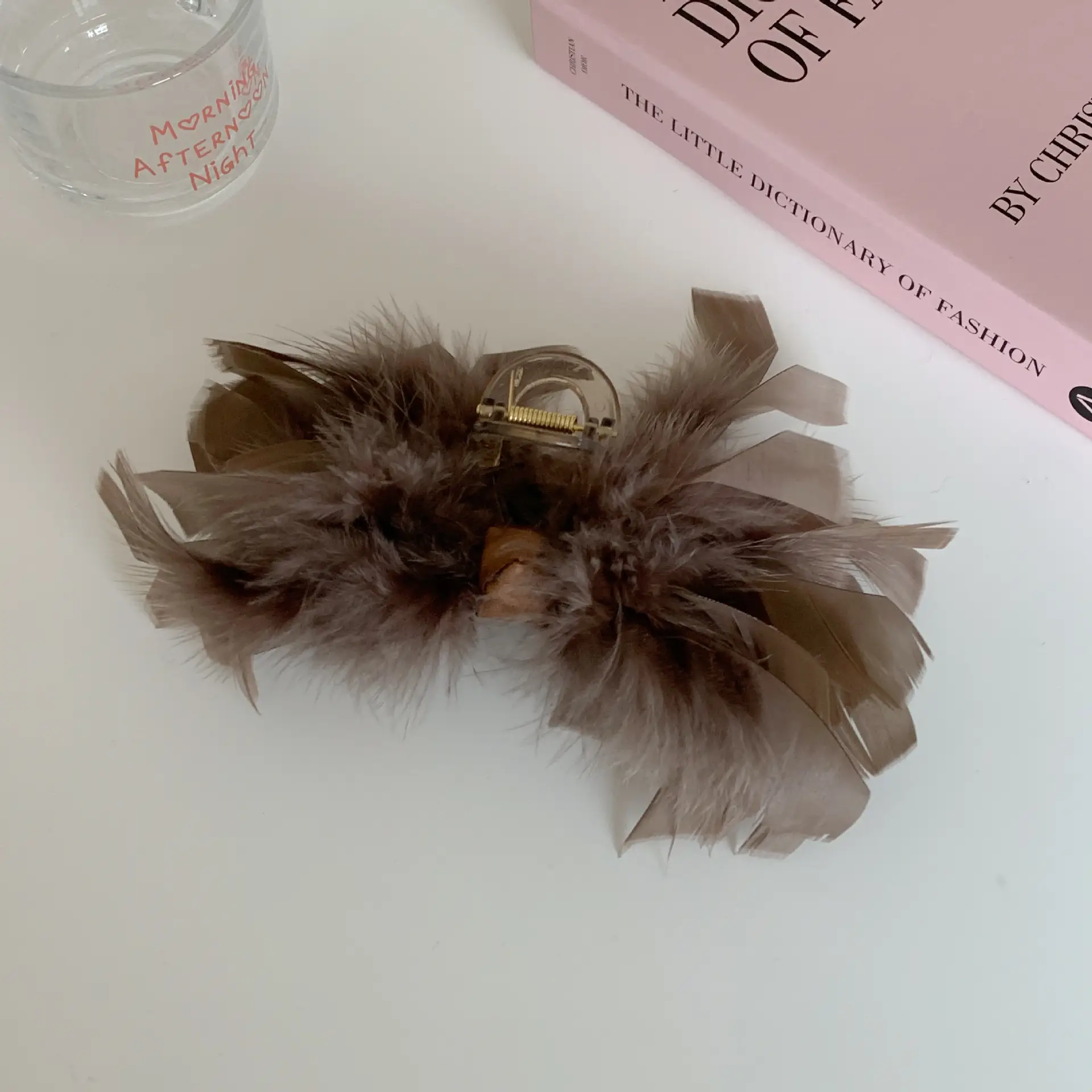 Black Feather Hairpin for Women High End Fashion - Image 2