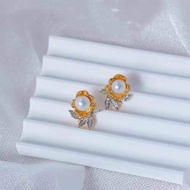 Ding Dong Pearl Earrings Gold Plated Natural Freshwater - Image 2