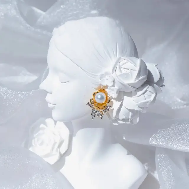 Ding Dong Pearl Earrings Gold Plated Natural Freshwater - Image 3