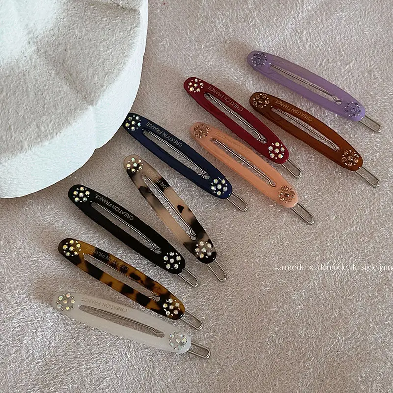 Korean Style Diamond Embroidered Hairpin Clip — feature 2