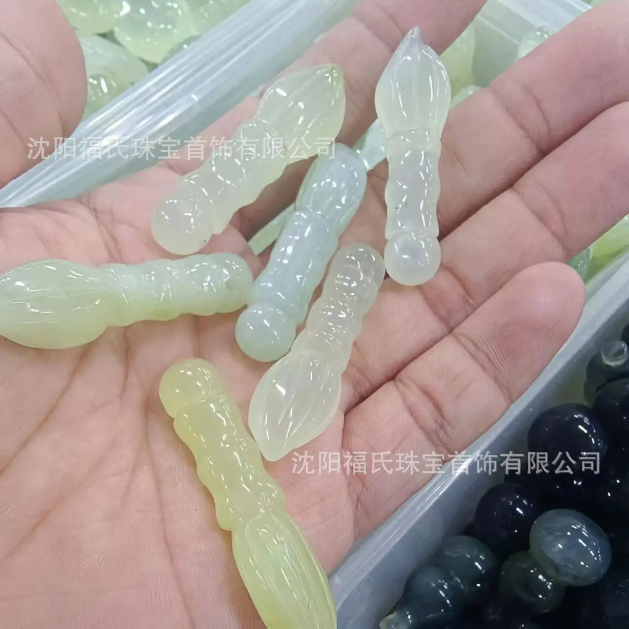 Natural Jade Ice Pendant Cat's Claw Bamboo Water Drop Auspicious Cloud Lock Peace Buckle Gourd Laughing Buddha Guanyin Various Styles Without String - Image 3
